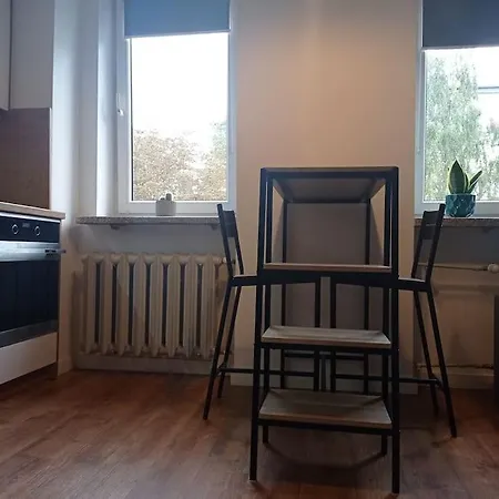 Otel Studio Metro Targowek Mieszkaniowy Varşova
